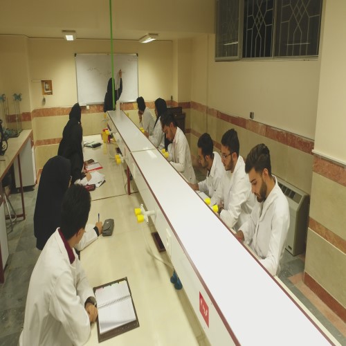 ازمایشگاهها و کارگاهها3